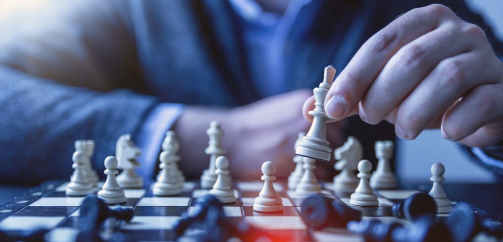 Locos por el ajedrez: Descubre nuestras mejores estrategias y consejos ganadores 2 departamento de marketing, Autor en ONEtoONE Corporate Finance - Página...